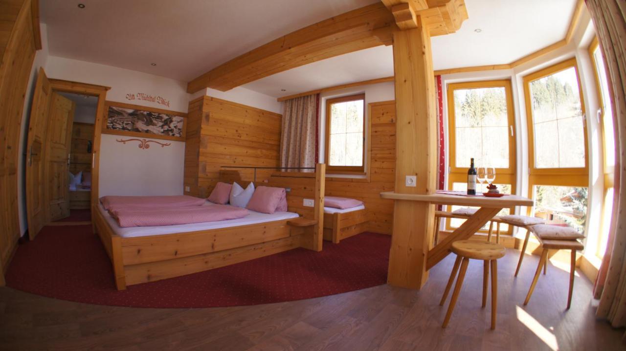 Hotel Schweizerhof Oberau Quarto foto